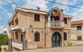 Gorgeous Apartment In Jadranovo With Wifi